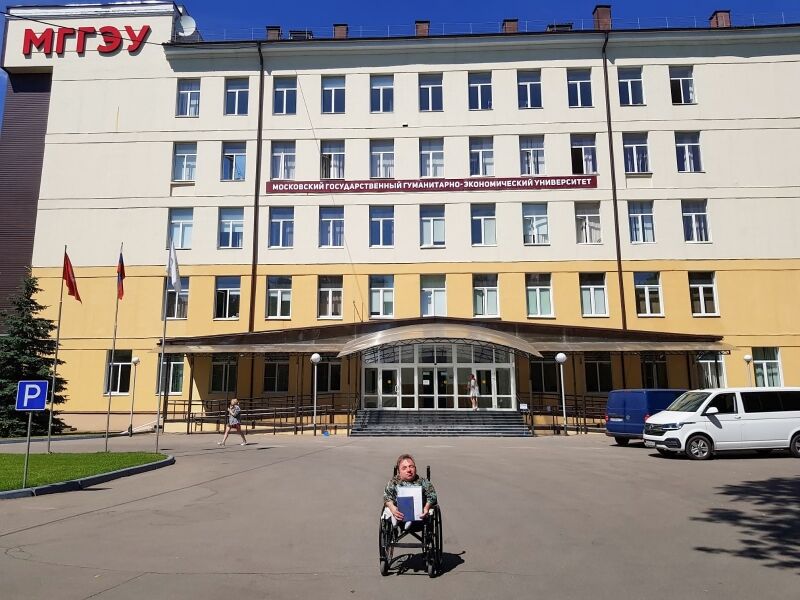 Мы - бакалавры! Мы - бакалавры!