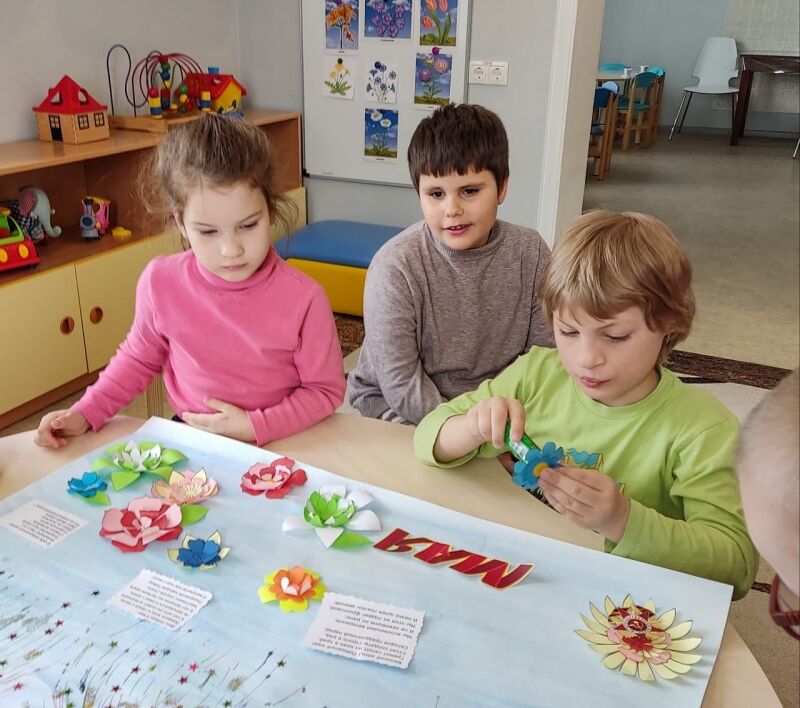 В преддверии Дня Победы.